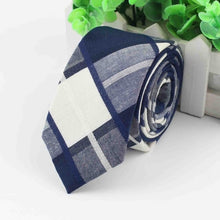Load image into Gallery viewer, Classic Plaid Necktie