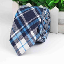 Load image into Gallery viewer, Tartan Bowknots