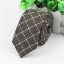 Load image into Gallery viewer, Classic Plaid Necktie