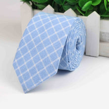 Load image into Gallery viewer, Tartan Bowknots
