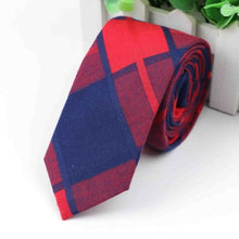 Load image into Gallery viewer, Classic Plaid Necktie