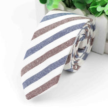 Load image into Gallery viewer, Classic Plaid Necktie